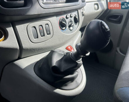 Черный Рено Трафик, объемом двигателя 2 л и пробегом 463 тыс. км за 8700 $, фото 15 на Automoto.ua