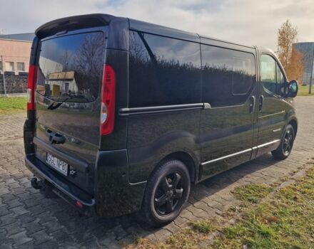 Чорний Рено Трафік, об'ємом двигуна 2 л та пробігом 176 тис. км за 8700 $, фото 5 на Automoto.ua