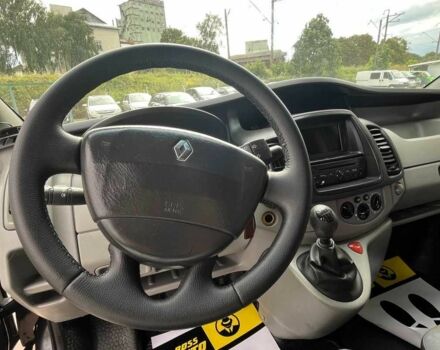 Черный Рено Трафик, объемом двигателя 2 л и пробегом 280 тыс. км за 9800 $, фото 16 на Automoto.ua