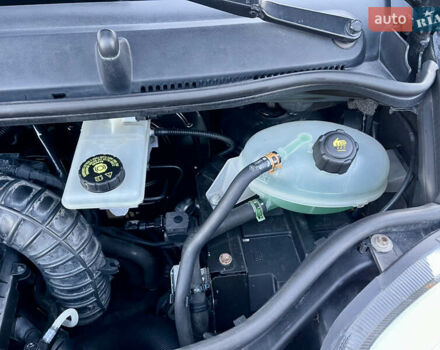 Черный Рено Трафик, объемом двигателя 2 л и пробегом 240 тыс. км за 14499 $, фото 59 на Automoto.ua