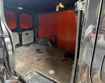 Черный Рено Трафик, объемом двигателя 2 л и пробегом 280 тыс. км за 9800 $, фото 14 на Automoto.ua