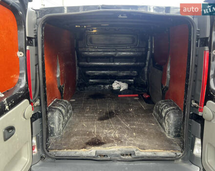 Черный Рено Трафик, объемом двигателя 2 л и пробегом 463 тыс. км за 8700 $, фото 18 на Automoto.ua