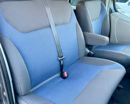 Черный Рено Трафик, объемом двигателя 2 л и пробегом 240 тыс. км за 14499 $, фото 48 на Automoto.ua