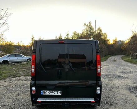 Чорний Рено Трафік, об'ємом двигуна 2 л та пробігом 270 тис. км за 15699 $, фото 5 на Automoto.ua
