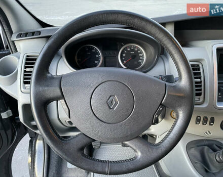 Черный Рено Трафик, объемом двигателя 2 л и пробегом 201 тыс. км за 17900 $, фото 33 на Automoto.ua
