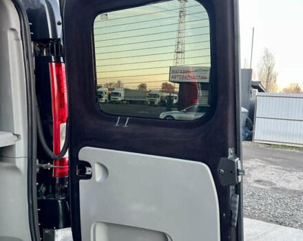 Черный Рено Трафик, объемом двигателя 2 л и пробегом 240 тыс. км за 14499 $, фото 29 на Automoto.ua