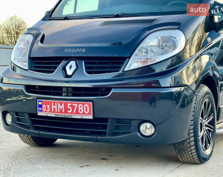 Черный Рено Трафик, объемом двигателя 2 л и пробегом 240 тыс. км за 14499 $, фото 10 на Automoto.ua