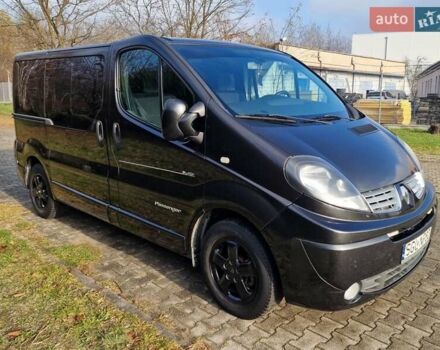 Чорний Рено Трафік, об'ємом двигуна 2 л та пробігом 176 тис. км за 11500 $, фото 1 на Automoto.ua