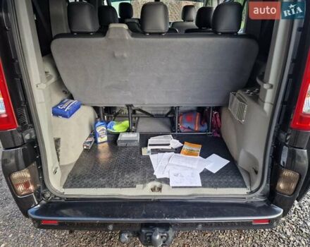 Чорний Рено Трафік, об'ємом двигуна 2 л та пробігом 176 тис. км за 11500 $, фото 12 на Automoto.ua