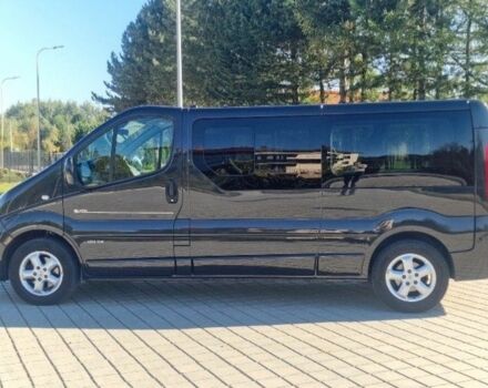 Чорний Рено Трафік, об'ємом двигуна 2 л та пробігом 119 тис. км за 9100 $, фото 7 на Automoto.ua