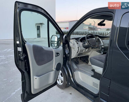 Черный Рено Трафик, объемом двигателя 2 л и пробегом 201 тыс. км за 17900 $, фото 22 на Automoto.ua