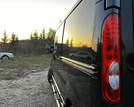 Чорний Рено Трафік, об'ємом двигуна 2 л та пробігом 270 тис. км за 15699 $, фото 7 на Automoto.ua