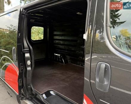 Чорний Рено Трафік, об'ємом двигуна 2 л та пробігом 301 тис. км за 12700 $, фото 16 на Automoto.ua