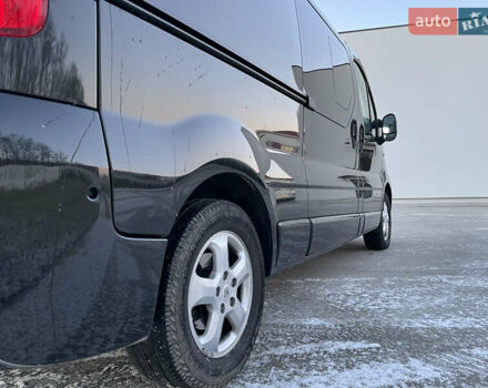 Черный Рено Трафик, объемом двигателя 2 л и пробегом 201 тыс. км за 17900 $, фото 19 на Automoto.ua