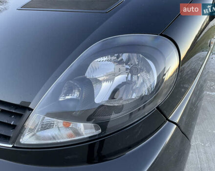 Черный Рено Трафик, объемом двигателя 2 л и пробегом 201 тыс. км за 17900 $, фото 12 на Automoto.ua