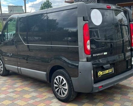 Черный Рено Трафик, объемом двигателя 2 л и пробегом 280 тыс. км за 9800 $, фото 4 на Automoto.ua