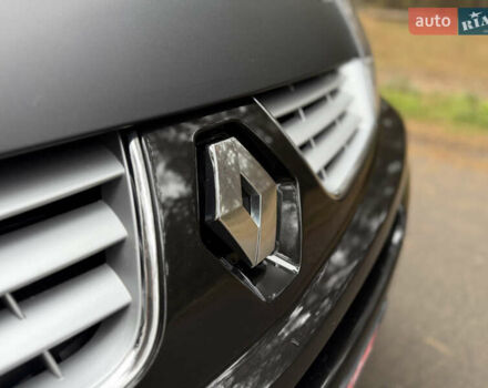 Черный Рено Трафик, объемом двигателя 2 л и пробегом 193 тыс. км за 18800 $, фото 30 на Automoto.ua