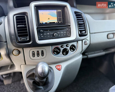 Черный Рено Трафик, объемом двигателя 2 л и пробегом 283 тыс. км за 15750 $, фото 17 на Automoto.ua