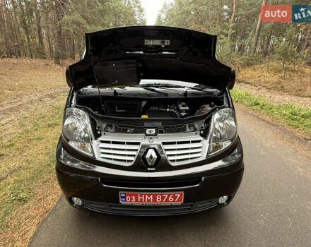 Черный Рено Трафик, объемом двигателя 2 л и пробегом 193 тыс. км за 18800 $, фото 58 на Automoto.ua