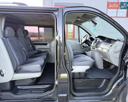 Черный Рено Трафик, объемом двигателя 2 л и пробегом 283 тыс. км за 15750 $, фото 23 на Automoto.ua
