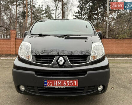 Черный Рено Трафик, объемом двигателя 2 л и пробегом 177 тыс. км за 16800 $, фото 4 на Automoto.ua