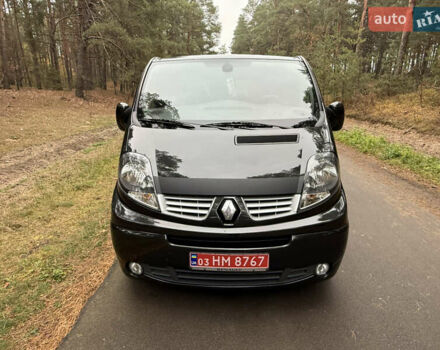 Черный Рено Трафик, объемом двигателя 2 л и пробегом 193 тыс. км за 18800 $, фото 3 на Automoto.ua