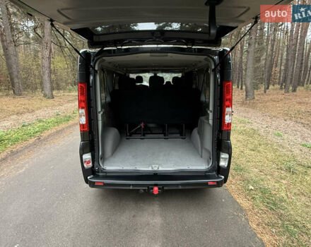 Черный Рено Трафик, объемом двигателя 2 л и пробегом 193 тыс. км за 18800 $, фото 56 на Automoto.ua