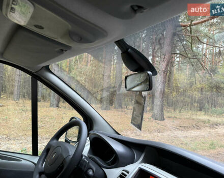 Черный Рено Трафик, объемом двигателя 2 л и пробегом 193 тыс. км за 18800 $, фото 45 на Automoto.ua