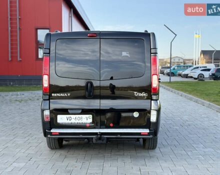 Черный Рено Трафик, объемом двигателя 2 л и пробегом 283 тыс. км за 15750 $, фото 6 на Automoto.ua
