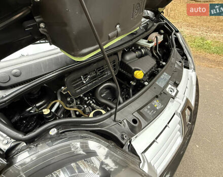 Черный Рено Трафик, объемом двигателя 2 л и пробегом 193 тыс. км за 18800 $, фото 60 на Automoto.ua