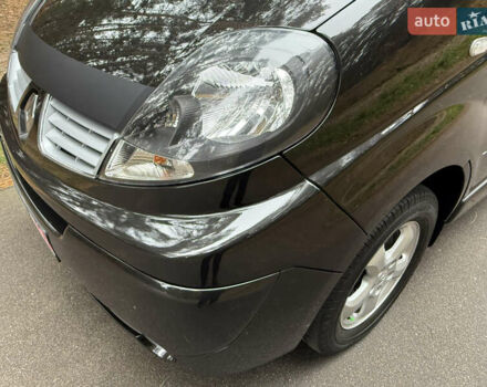 Черный Рено Трафик, объемом двигателя 2 л и пробегом 193 тыс. км за 18800 $, фото 28 на Automoto.ua