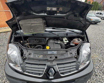 Черный Рено Трафик, объемом двигателя 2 л и пробегом 264 тыс. км за 16500 $, фото 9 на Automoto.ua