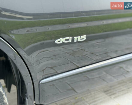 Черный Рено Трафик, объемом двигателя 2 л и пробегом 271 тыс. км за 15950 $, фото 14 на Automoto.ua