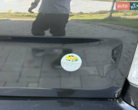 Черный Рено Трафик, объемом двигателя 2 л и пробегом 271 тыс. км за 15950 $, фото 7 на Automoto.ua