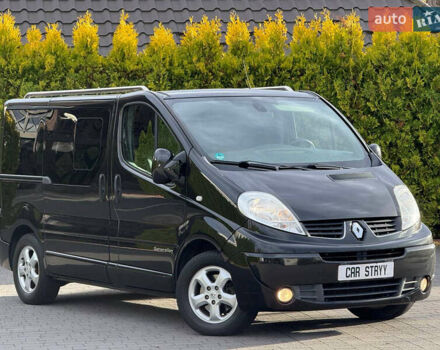 Чорний Рено Трафік, об'ємом двигуна 2 л та пробігом 266 тис. км за 16900 $, фото 12 на Automoto.ua