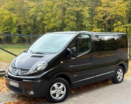 Черный Рено Трафик, объемом двигателя 2 л и пробегом 175 тыс. км за 8400 $, фото 3 на Automoto.ua