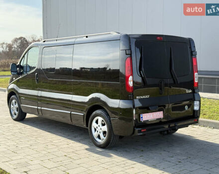 Черный Рено Трафик, объемом двигателя 2 л и пробегом 283 тыс. км за 16300 $, фото 12 на Automoto.ua
