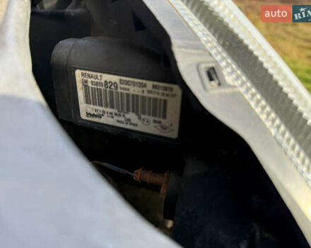 Черный Рено Трафик, объемом двигателя 2 л и пробегом 283 тыс. км за 16300 $, фото 44 на Automoto.ua