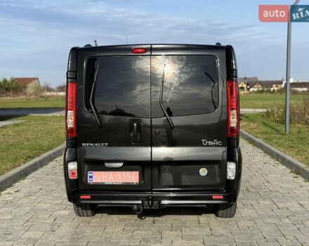 Черный Рено Трафик, объемом двигателя 2 л и пробегом 283 тыс. км за 16300 $, фото 7 на Automoto.ua