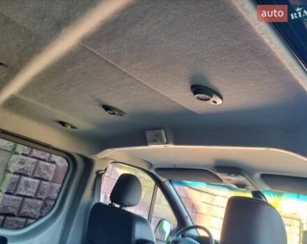 Черный Рено Трафик, объемом двигателя 2 л и пробегом 195 тыс. км за 16900 $, фото 16 на Automoto.ua