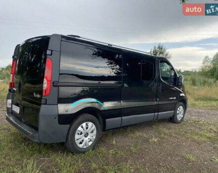 Черный Рено Трафик, объемом двигателя 2 л и пробегом 260 тыс. км за 15450 $, фото 7 на Automoto.ua