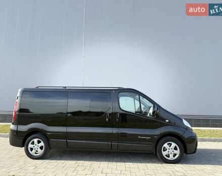 Черный Рено Трафик, объемом двигателя 2 л и пробегом 283 тыс. км за 16300 $, фото 5 на Automoto.ua