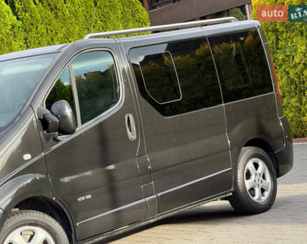 Чорний Рено Трафік, об'ємом двигуна 2 л та пробігом 266 тис. км за 16900 $, фото 10 на Automoto.ua