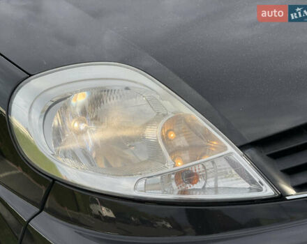 Рено Трафик 2014 в Стрые на Automoto.ua Черный Рено Трафик, объемом двигателя 2 л и пробегом 266 тыс. км за 16900 $, фото 13 на Automoto.ua