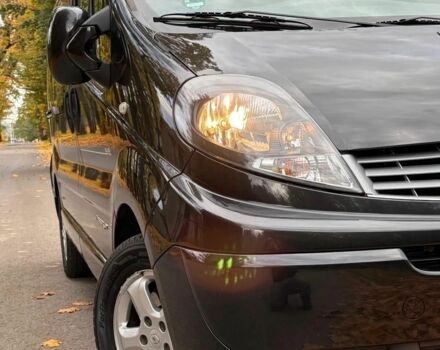 Чорний Рено Трафік, об'ємом двигуна 2 л та пробігом 175 тис. км за 8200 $, фото 3 на Automoto.ua