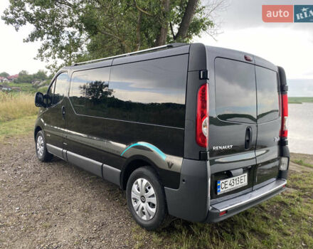 Черный Рено Трафик, объемом двигателя 2 л и пробегом 260 тыс. км за 15450 $, фото 3 на Automoto.ua
