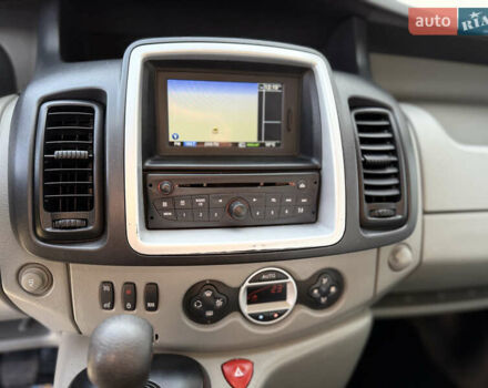 Черный Рено Трафик, объемом двигателя 2 л и пробегом 283 тыс. км за 16300 $, фото 23 на Automoto.ua