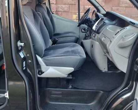 Черный Рено Трафик, объемом двигателя 2 л и пробегом 195 тыс. км за 16900 $, фото 12 на Automoto.ua