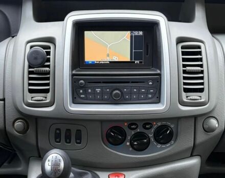 Чорний Рено Трафік, об'ємом двигуна 2 л та пробігом 175 тис. км за 8200 $, фото 15 на Automoto.ua