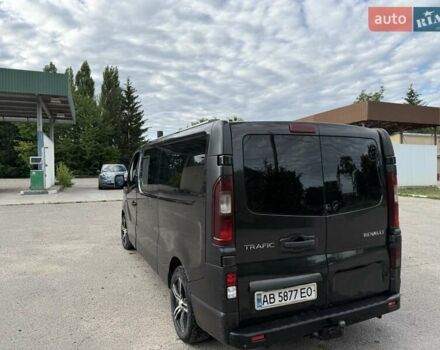 Черный Рено Трафик, объемом двигателя 1.6 л и пробегом 272 тыс. км за 11500 $, фото 4 на Automoto.ua
